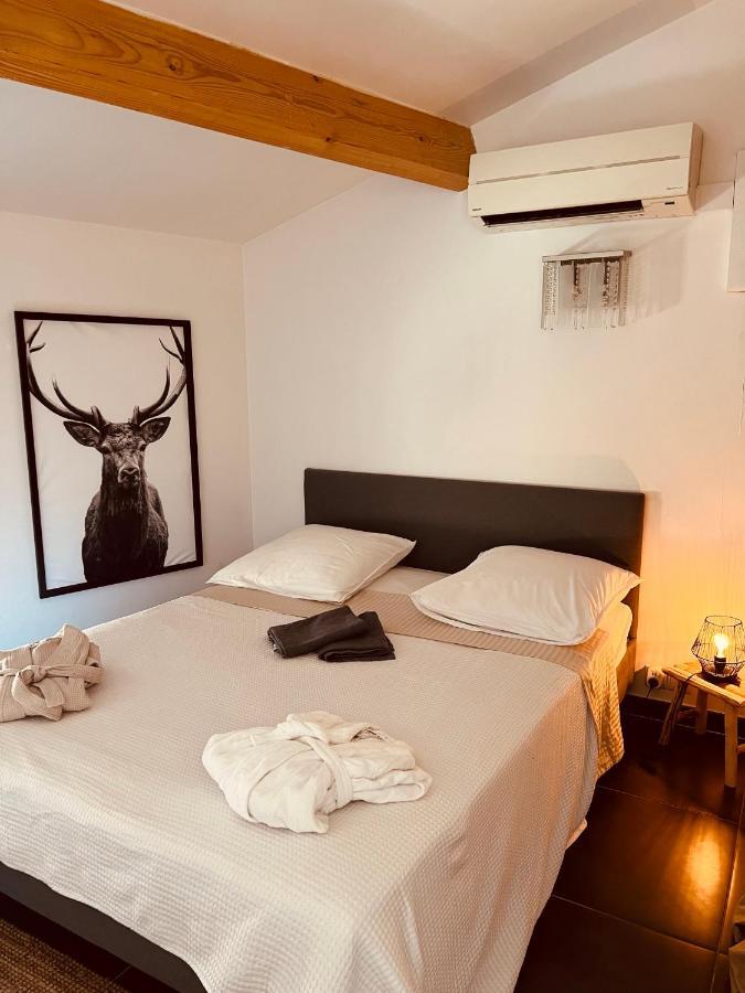 Maison De Village Ecusson - Logement Entier - 160M2 - 4Chambres - Centre Ville - Terrasse - Climatise Nîmes Dış mekan fotoğraf