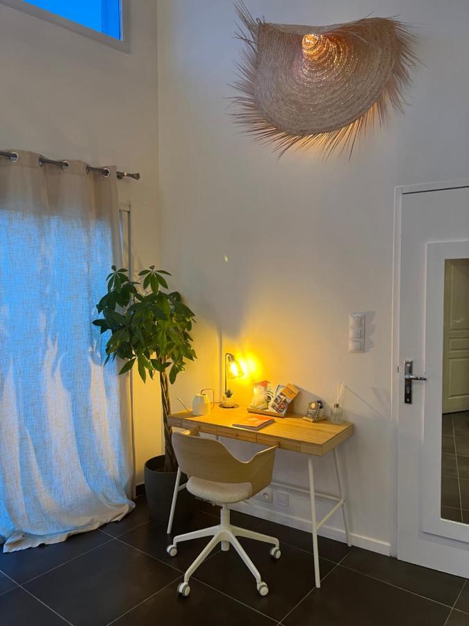 Maison De Village Ecusson - Logement Entier - 160M2 - 4Chambres - Centre Ville - Terrasse - Climatise Nîmes Dış mekan fotoğraf